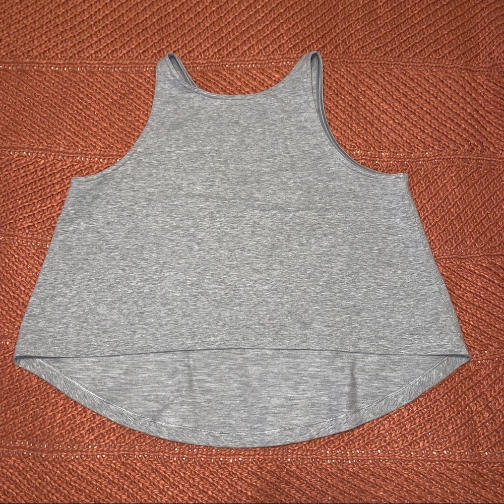 Lululemon High Low Crop top